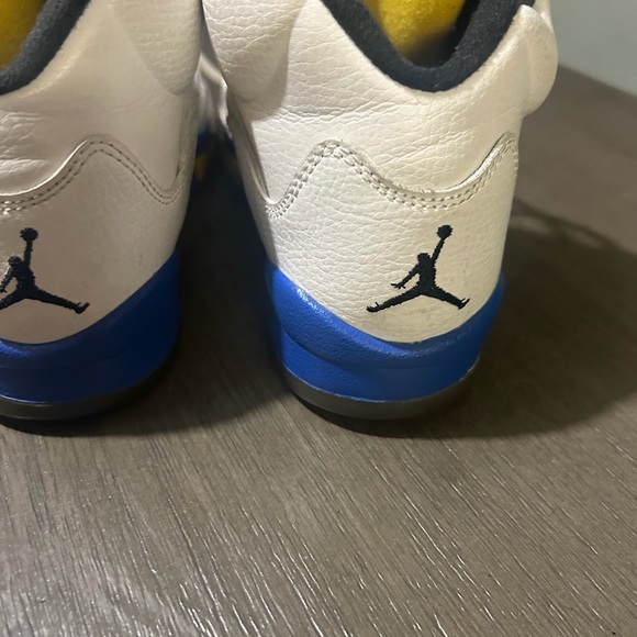 Jordan Kids White and Blue Sneakers - Picture 3 of 6
